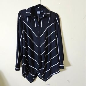 SOHO New York & Co Women's button-up Shirt  Size XS